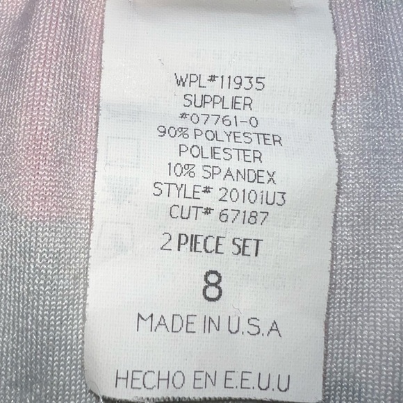 WOMEN’S Victoria Secret bikini bathing suit, solid top/flowered bottoms - Picture 6 of 8